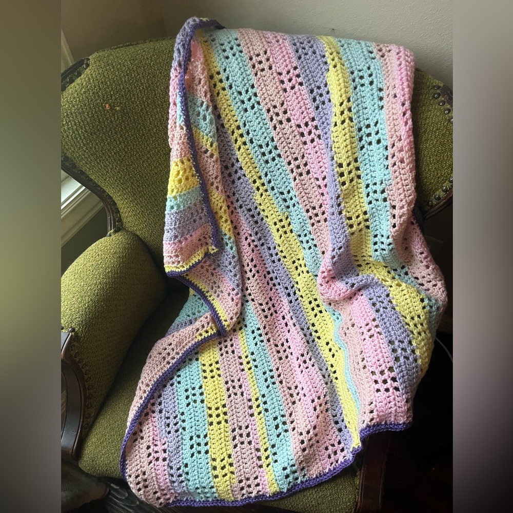 Handmade Crochet Baby Blanket - Picture 1 of 9